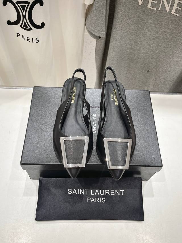 高版本出厂 Saint Laurent 圣罗兰ysl 24Ss早秋大热全新平底单鞋！ 经典cassander复古logo搭配野性自由高雅性感并存，收男也收女的y